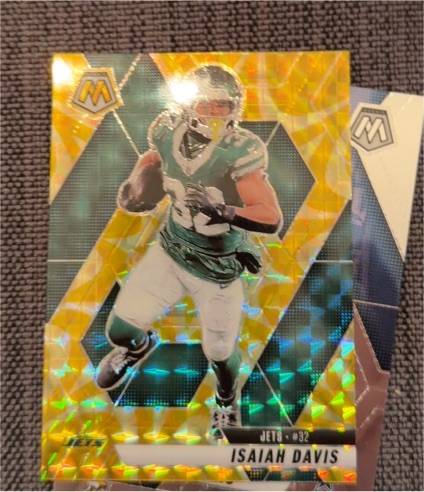 2020 Panini Mosaic #32 Isaiah Davis — front