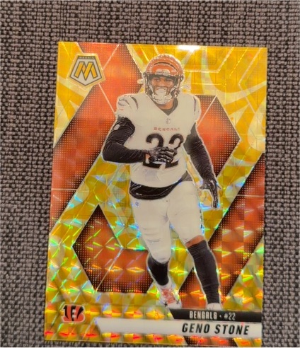 2020 Panini Mosaic #22 Geno Stone — front