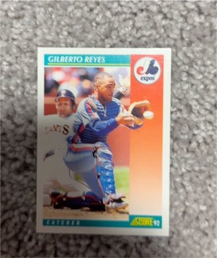 1992 Score #229 Gilberto Reyes — front