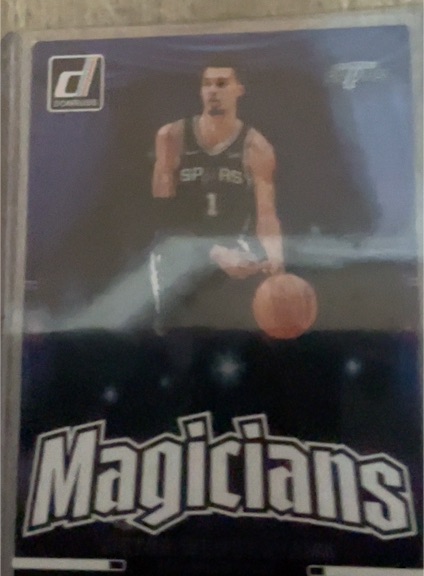2024-25 Donruss Magicians #1 Dejounte Murray — front