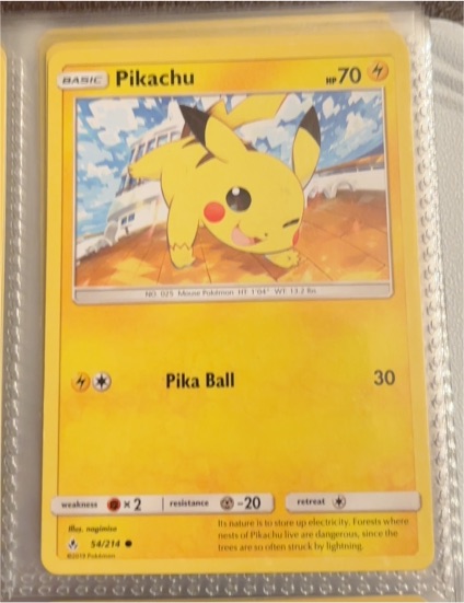 2019 Pokémon #54 Pikachu — front