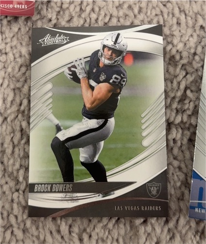 2025 Panini Absolute Football #17 Brock Bowers — front