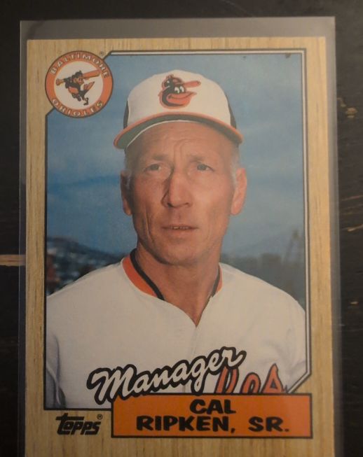 1987 Topps Traded #102T Cal Ripken, Sr. — front