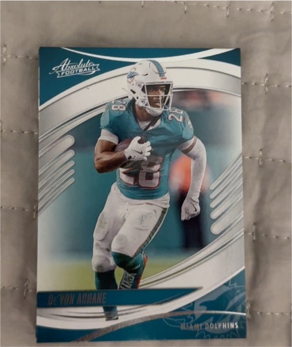 2025 Panini Absolute Football #85 De'Von Achane — front