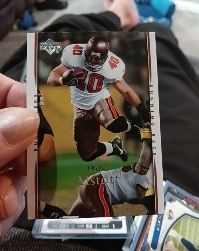 2007 Upper Deck #182 Mike Alstott — front