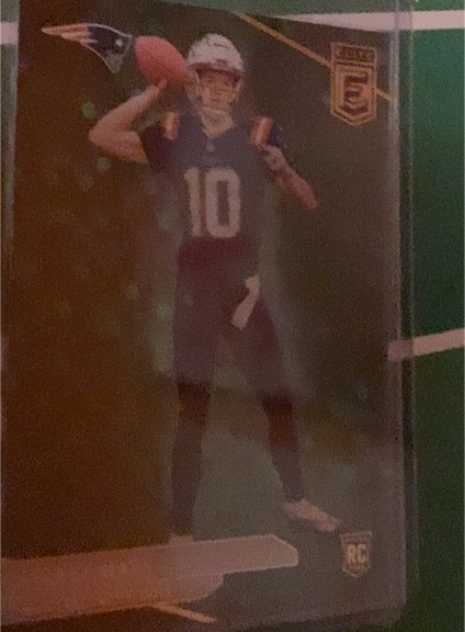 2025 Panini Donruss Elite #10 Mac Jones — front