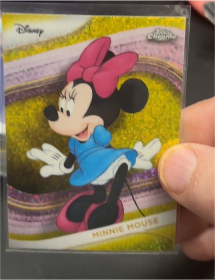 2025 Topps Chrome Disney #28 Minnie Mouse — front