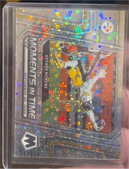 2023 Panini Mosaic #MT-11 George Pickens Moments in Time — front