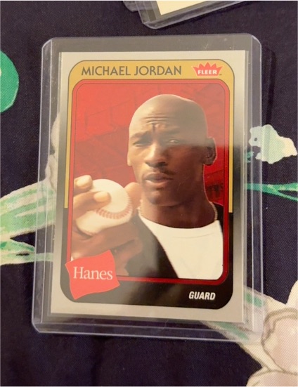 2019 Fleer Hanes #MJ-32 Michael Jordan — front