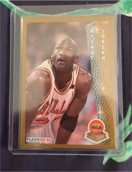 1992-93 Fleer #246 Michael Jordan — front