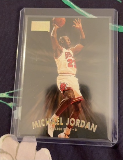 1997-98 Skybox Premium #29 Michael Jordan — front