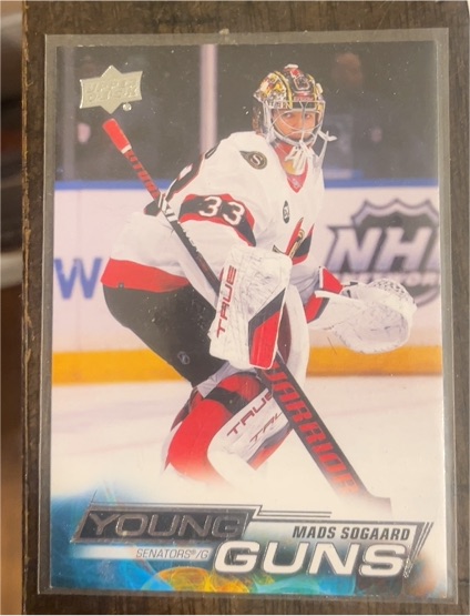 2022-23 Upper Deck Young Guns #245 Mads Sogaard — front