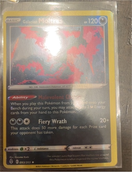 2021 Pokémon TCG Sword & Shield Evolving Skies #093 Galarian Moltres — front