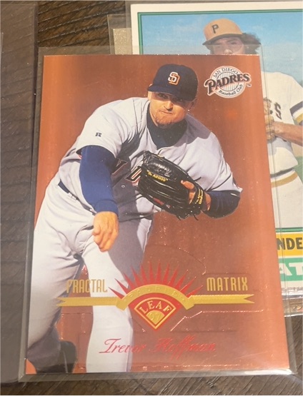 1997 Leaf #75 Trevor Hoffman — front