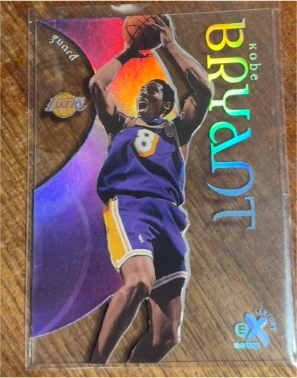 1998-99 Skybox E-X Century #10 Kobe Bryant — front