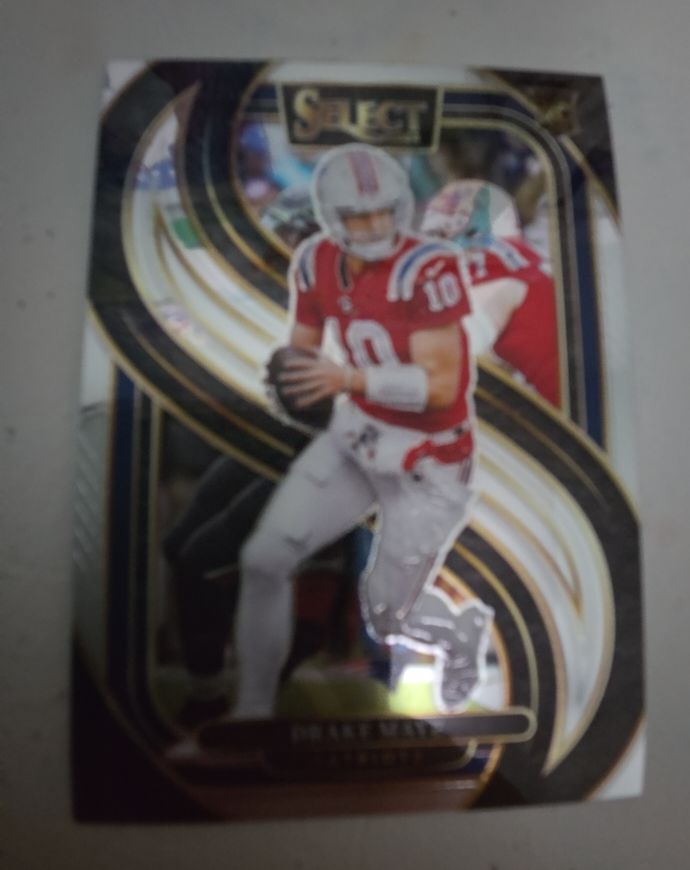 2024 Panini Select #113 Drake Maye Premier Level — front