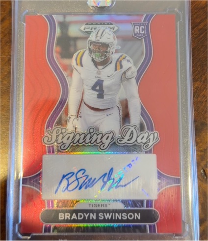 2025 Panini Prizm Draft Picks Signing Day #SD-BSW Bradyn Swinson — front