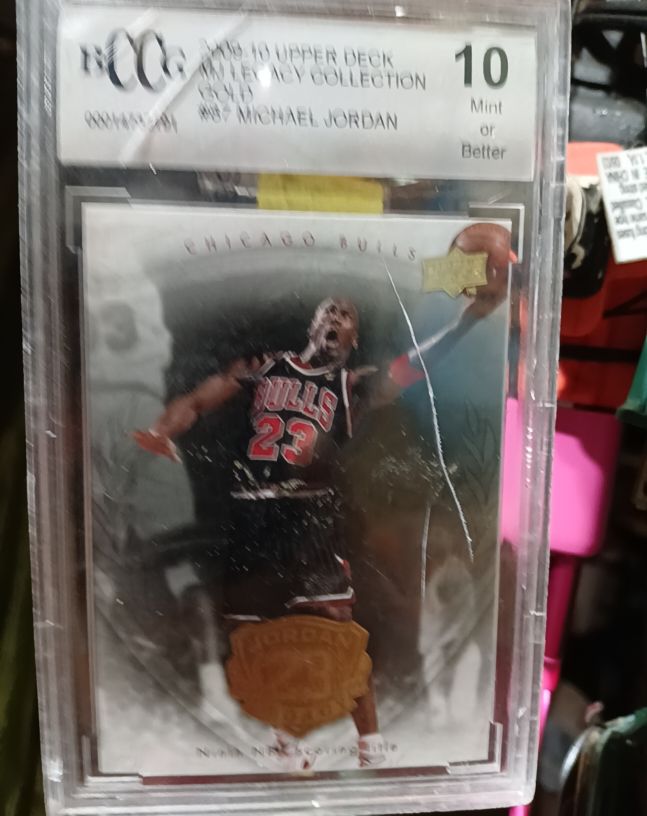 2009-10 Upper Deck MJ Legacy Collection Gold #87 Michael Jordan — front