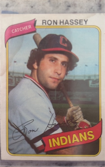 1980 Topps #222 Ron Hassey — front