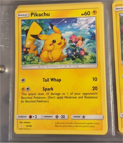 2017 Pokémon #14 Pikachu — front