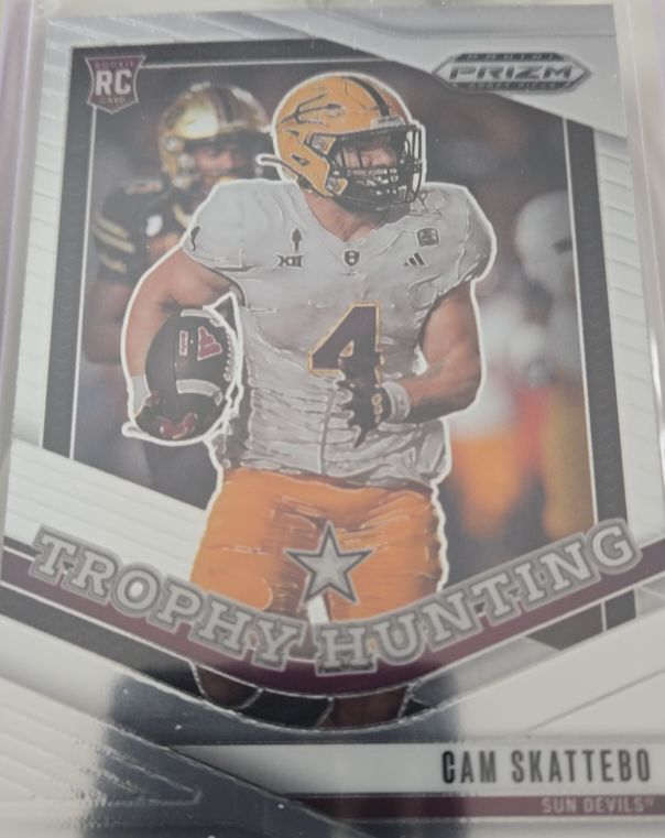 2025 Panini Prizm Draft Picks #5 Cam Skattebo Trophy Hunting Rookie — front