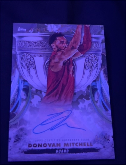 2023 Topps Donovan Mitchell Autograph — front
