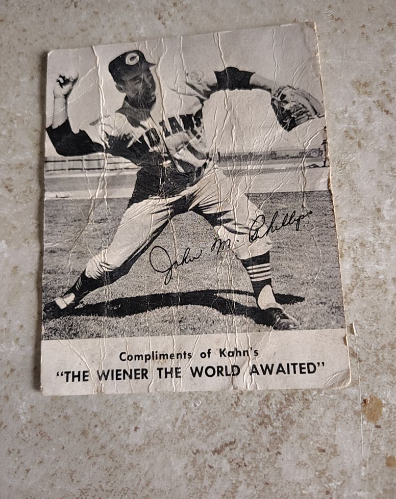 1962 Kahn's Wieners #30 John M. Phillips — front