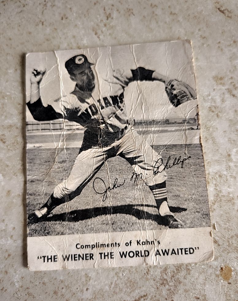1962 Kahn's Wieners John M. Phillips Cleveland Indians — front