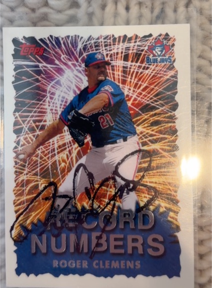 1999 Topps #RN8 Roger Clemens Record Numbers — front