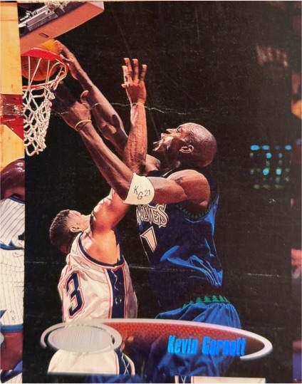 1998-99 Topps Stadium Club #15 Kevin Garnett — front