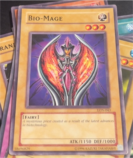 1996 Yu-Gi-Oh! LON-043 Bio-Mage — front
