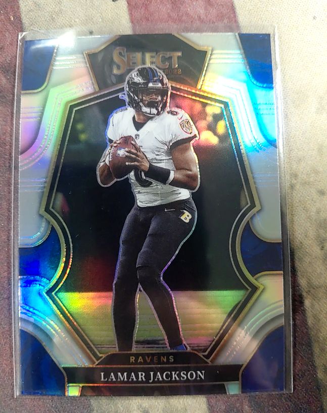 2022 Panini Select Lamar Jackson — front