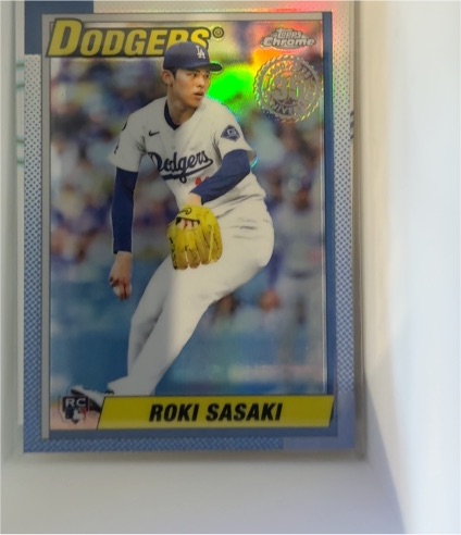 2025 Topps Chrome Update #90CU-18 Roki Sasaki — front