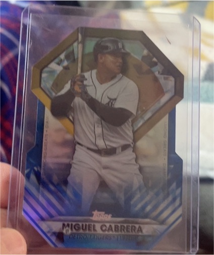 2022 Topps Diamond Greats Die-Cuts #DGDC-33 Miguel Cabrera — front