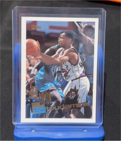 1995-96 Topps #257 Damon Stoudamire Rookie Toronto Raptors — front