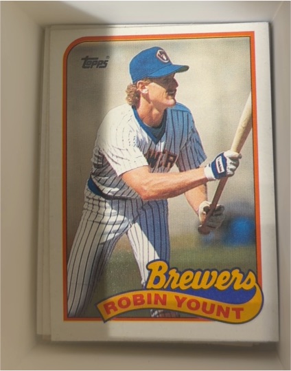 1989 Topps #615 Robin Yount — front