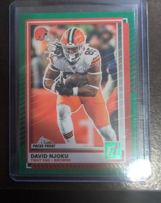 2025 Donruss #98 David Njoku Press Proof Green — front