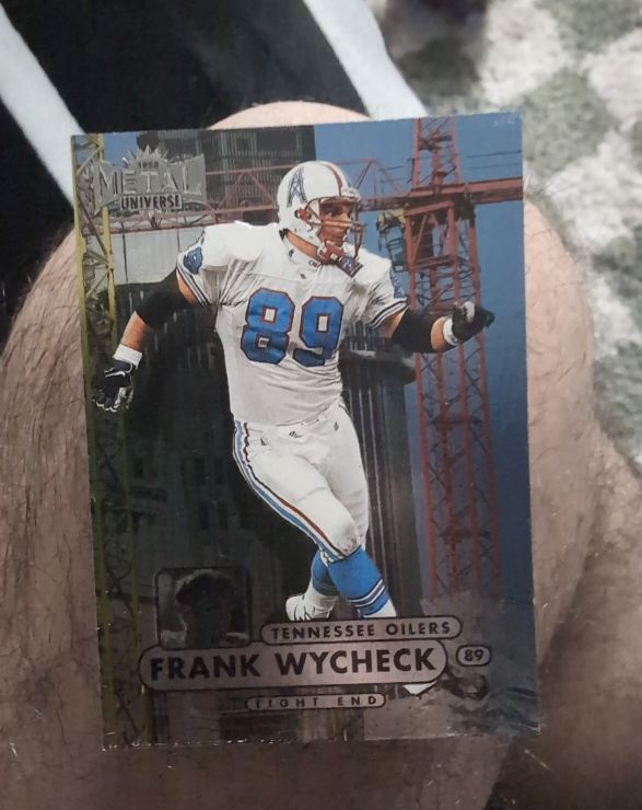 1998 Fleer Metal Universe #82 Frank Wycheck — front