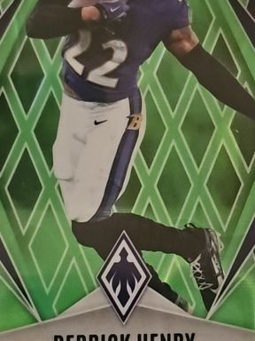 2025 Panini Phoenix #10 Derrick Henry — front