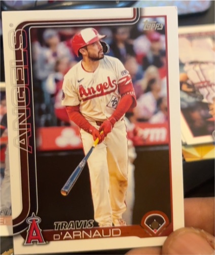 2025 Topps Update #US33 Travis d'Arnaud — front