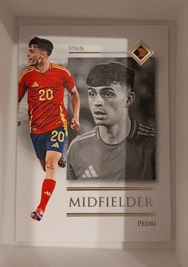 2025 Futera Unique #053 Pedri — front