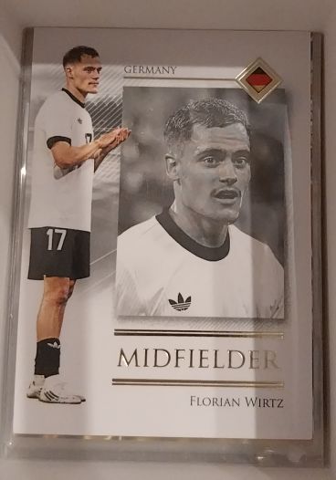2025 Futera Unique #60 Florian Wirtz — front