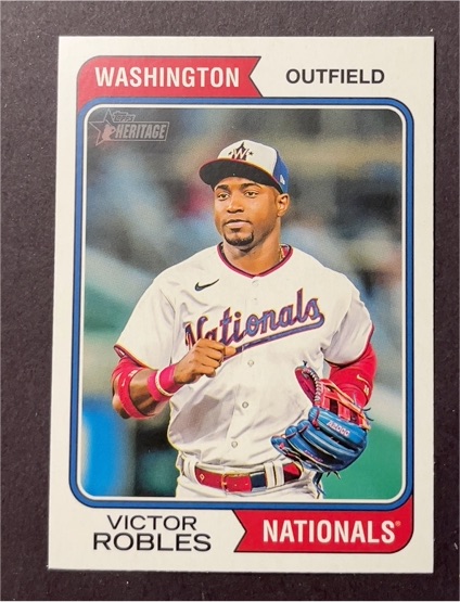 2023 Topps Heritage High Number #562 Victor Robles — front