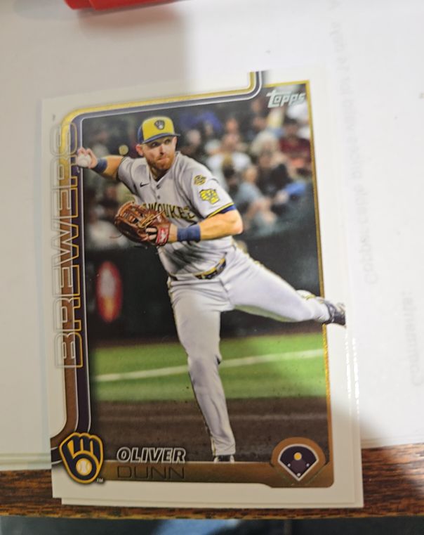 2025 Topps Update Series #US169 Oliver Dunn — front