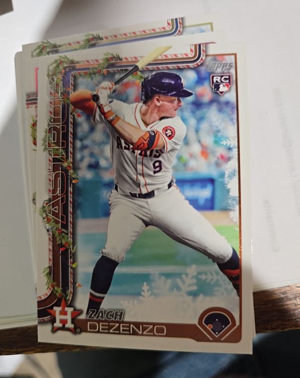 2025 Topps Holiday #H162 Zach Dezenzo — front