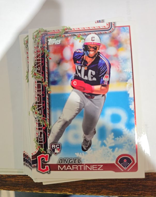 2025 Topps Holiday #H82 Angel Martinez — front