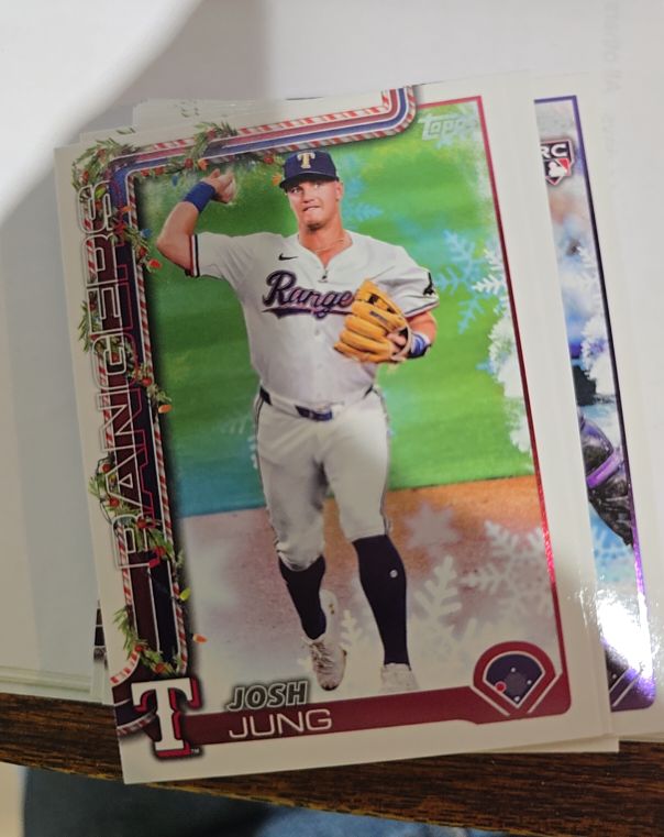 2025 Topps Holiday #H7 Josh Jung — front