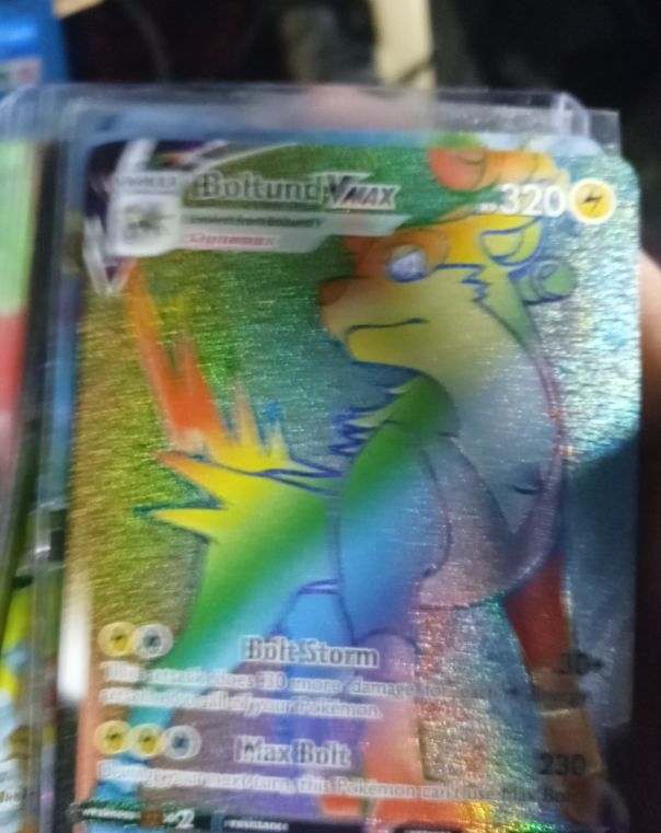 2022 Pokemon TCG Fusion Strike #267 Boltund VMAX — front