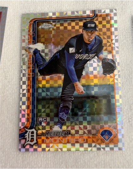 2025 Topps Chrome #7 Keider Montero — front