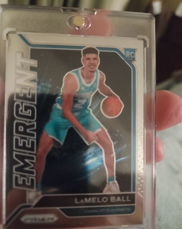 2020-21 Panini Prizm #23 LaMelo Ball Emergent Rookie — front